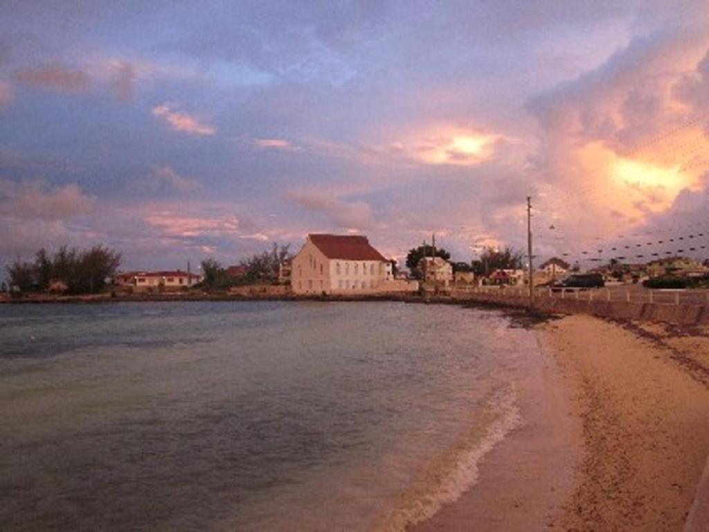 Gumbo Limbo Home 거버너스 하버 외부 사진